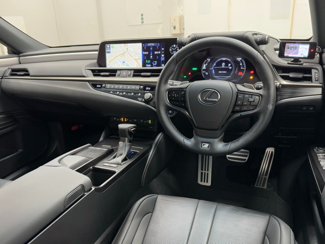 レクサス ES300h F SPORT