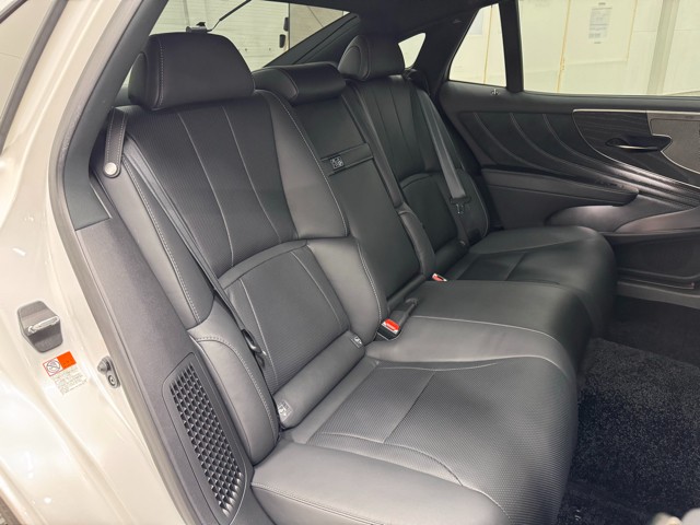 レクサス LS500h I package