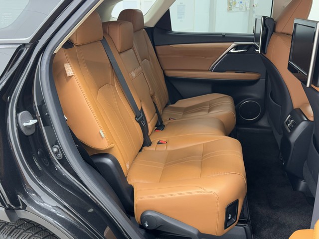 レクサス RX450hL 7ニン