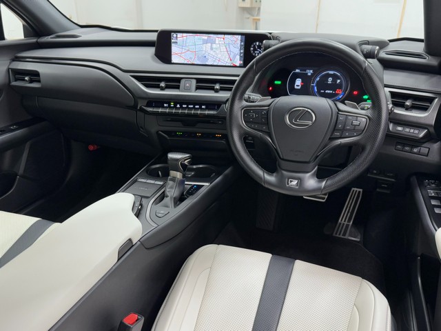 レクサス UX250h F SPORT