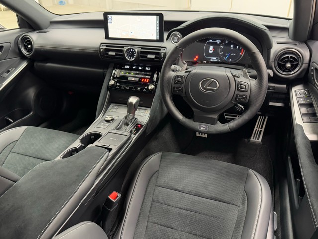 レクサス IS500 F SPORT perf