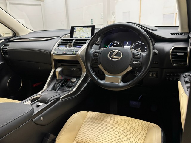 レクサス NX300h version L