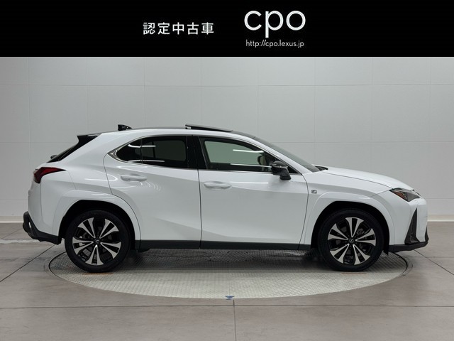 レクサス UX200 F SPORT Emo.Ex