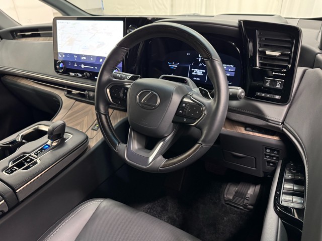 レクサス LM500h EXECUTIVE