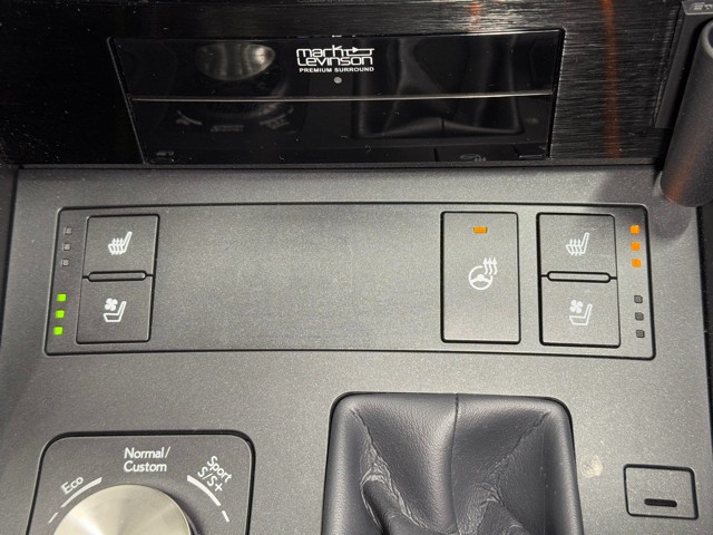 レクサス IS500 F SPORT Perf.