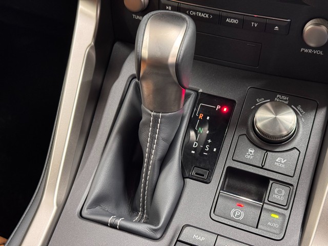 レクサス NX300h version L