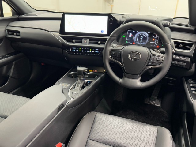 レクサス UX250h version L