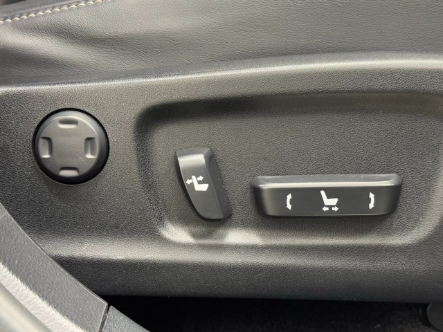 レクサス RX450hL 7ニン