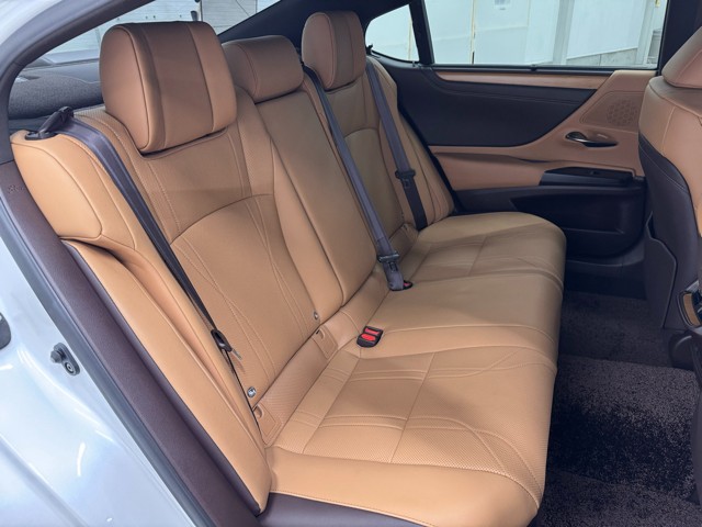 レクサス ES300h version L