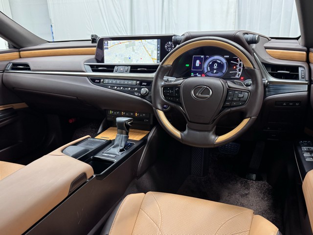 レクサス ES300h version L