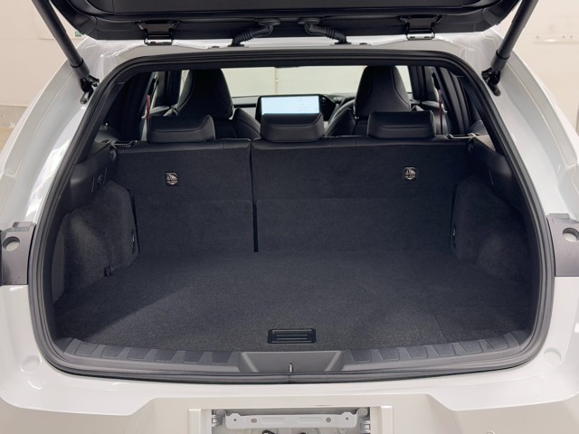 レクサス UX250h F Emotional E