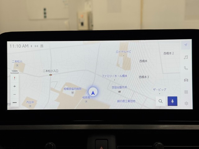 レクサス UX250h F Emotional E