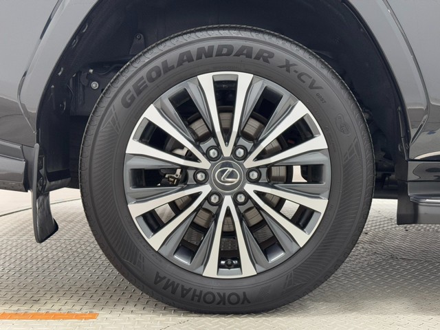 レクサス LX600 (AWD)
