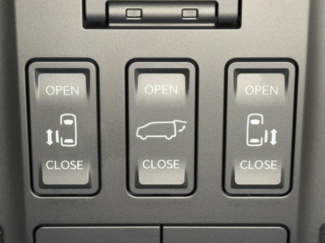 レクサス LM500h version L 6ニン