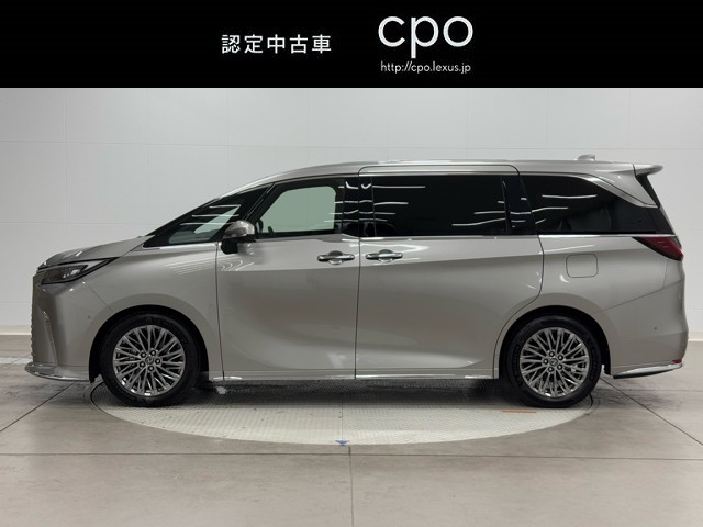 レクサス LM500h version L 6ニン