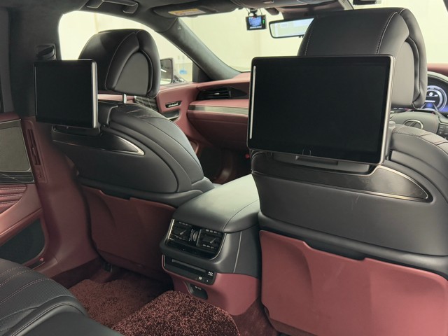 レクサス LS500h EXECUTIVE AD.