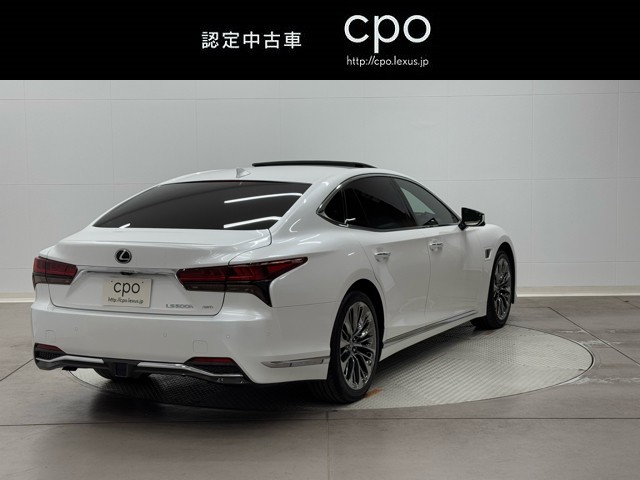 レクサス LS500h EXECUTIVE AD.