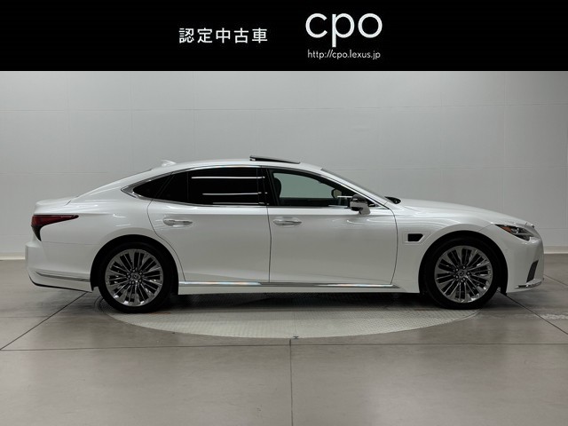レクサス LS500h EXECUTIVE AD.