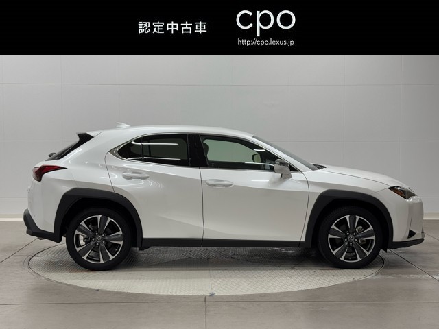 レクサス UX250h version L