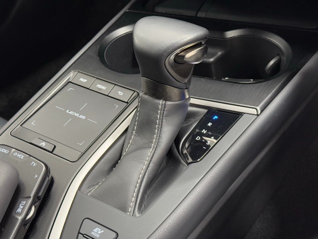 レクサス UX250h version L