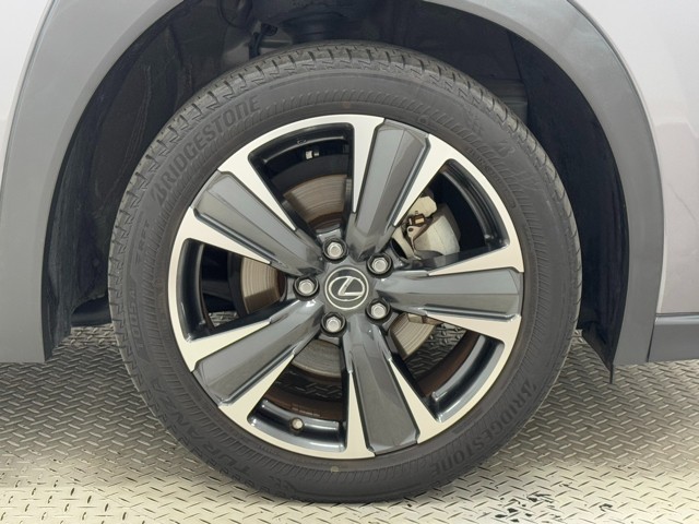 レクサス UX250h version L