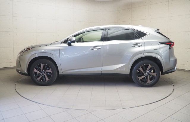 レクサス NX300h バージョンL