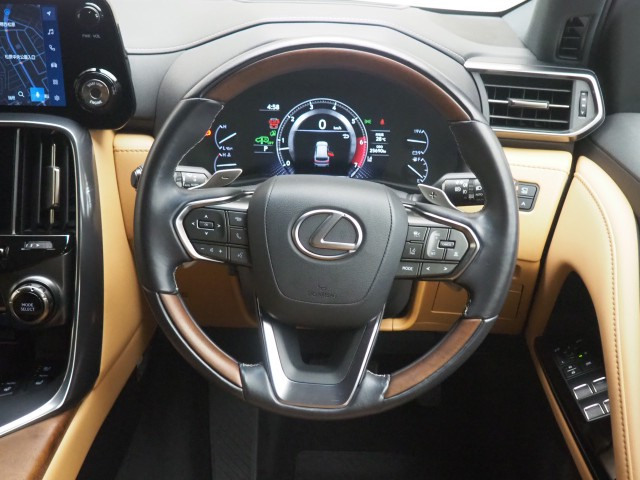 レクサス LX600 ヒョウジュンシャ