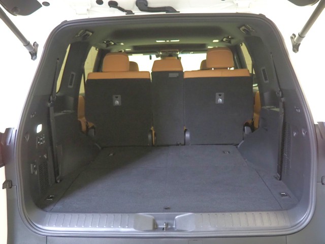 レクサス LX600 ヒョウジュンシャ