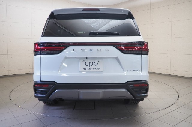 レクサス LX600 ヒョウジュンシャ