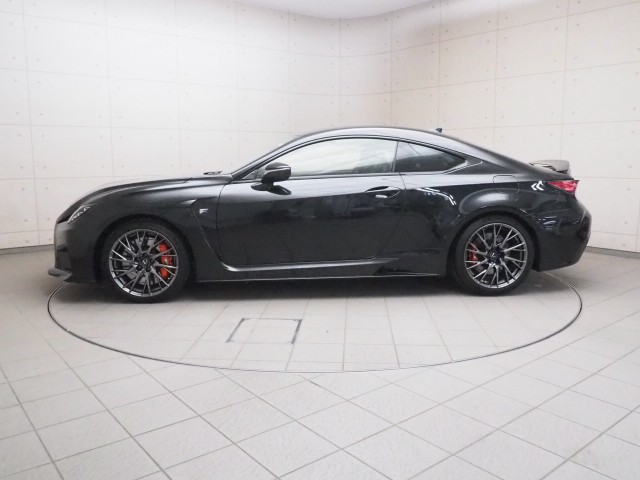 レクサス RC F ヒョウジュンシャ
