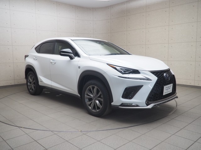 レクサス NX300h Fスポーツ