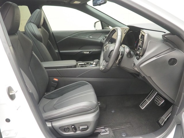 レクサス RX500h Fスポーツ Perf