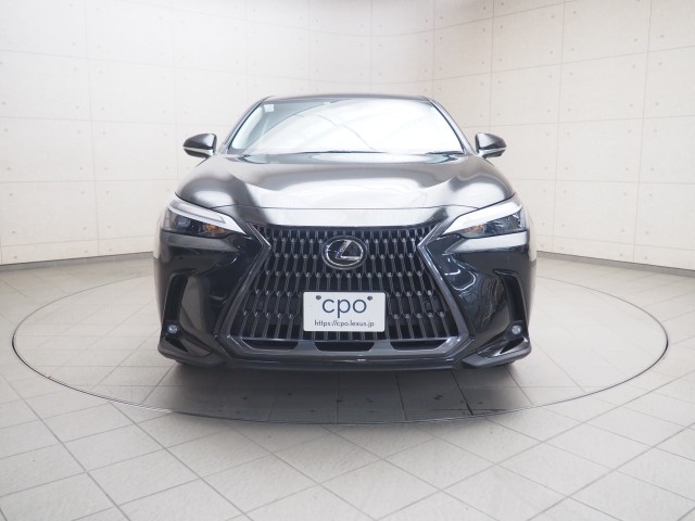 レクサス NX350h ヒョウジュンシャ