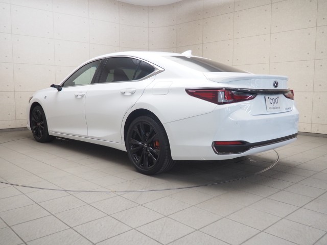 レクサス ES300h Fスポーツ