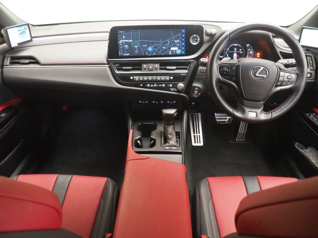 レクサス ES300h Fスポーツ