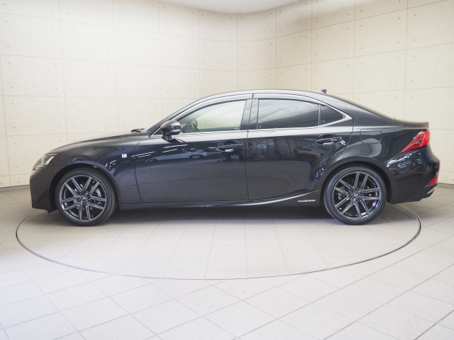 レクサス IS300h Fスポ Bシークエンス