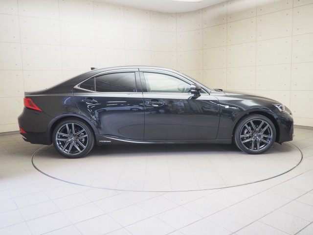 レクサス IS300h Fスポ Bシークエンス