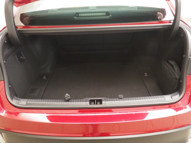 レクサス IS300h ヒョウジュンシャ