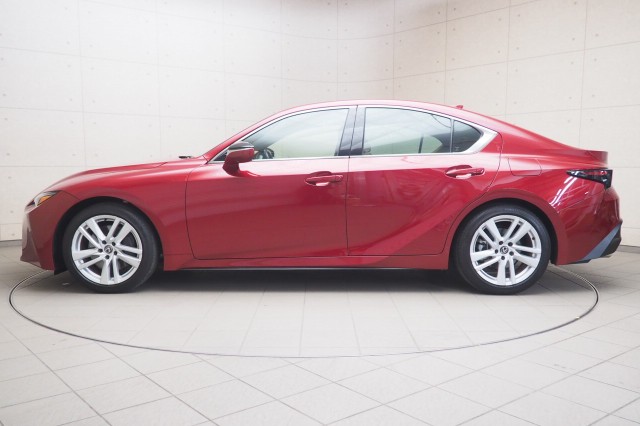 レクサス IS300h ヒョウジュンシャ