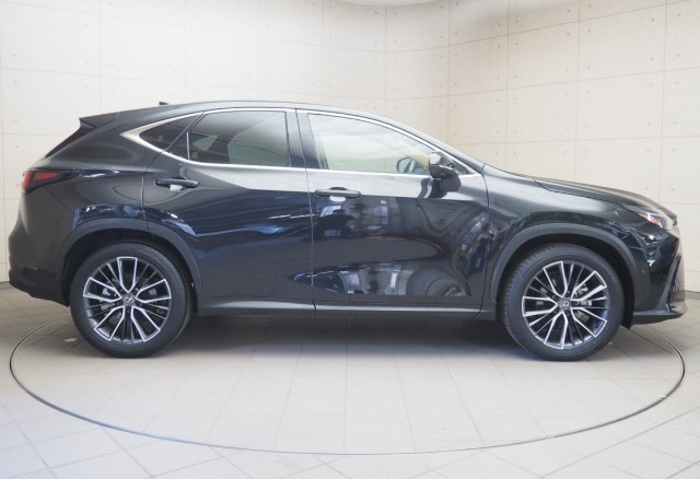 レクサス NX350h バージョンL