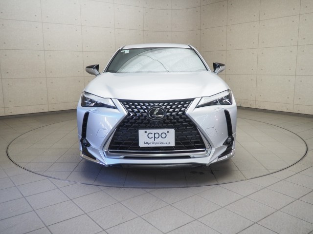 レクサス UX200 バージョン C