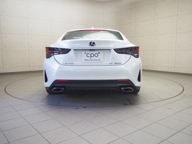 レクサス RC300h バージョンL