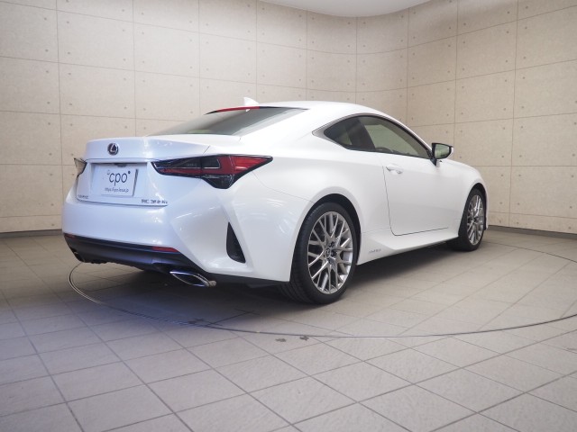 レクサス RC300h バージョンL