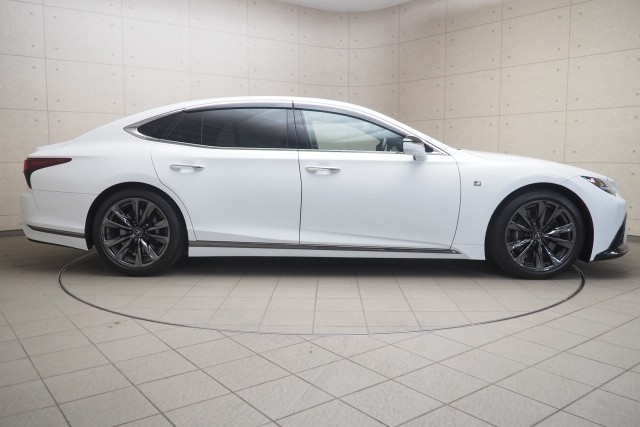 レクサス LS500 Fスポーツ