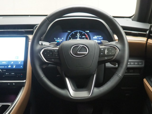 レクサス LBX HV リラックス