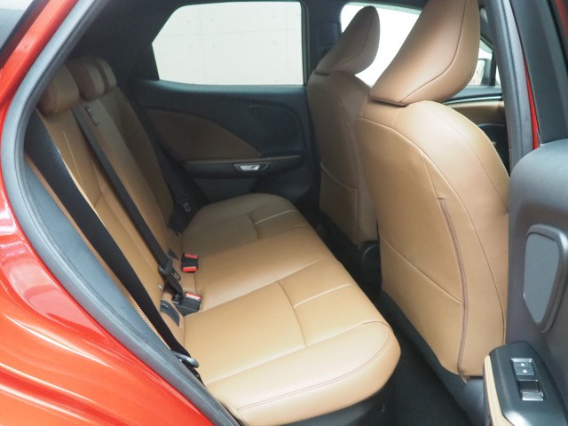 レクサス LBX HV リラックス