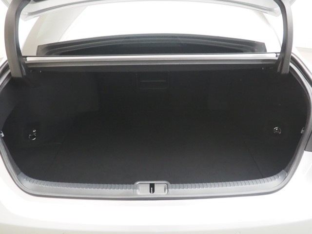 レクサス ES300h ヒョウジュンシャ