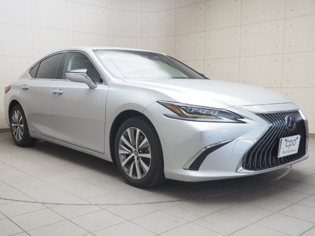 レクサス ES300h ヒョウジュンシャ