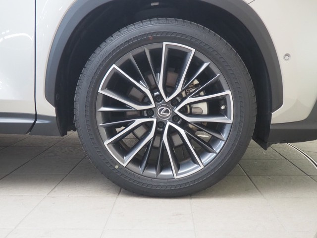 レクサス NX350h バージョンL