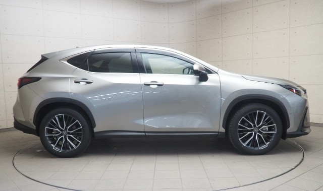 レクサス NX350h バージョンL